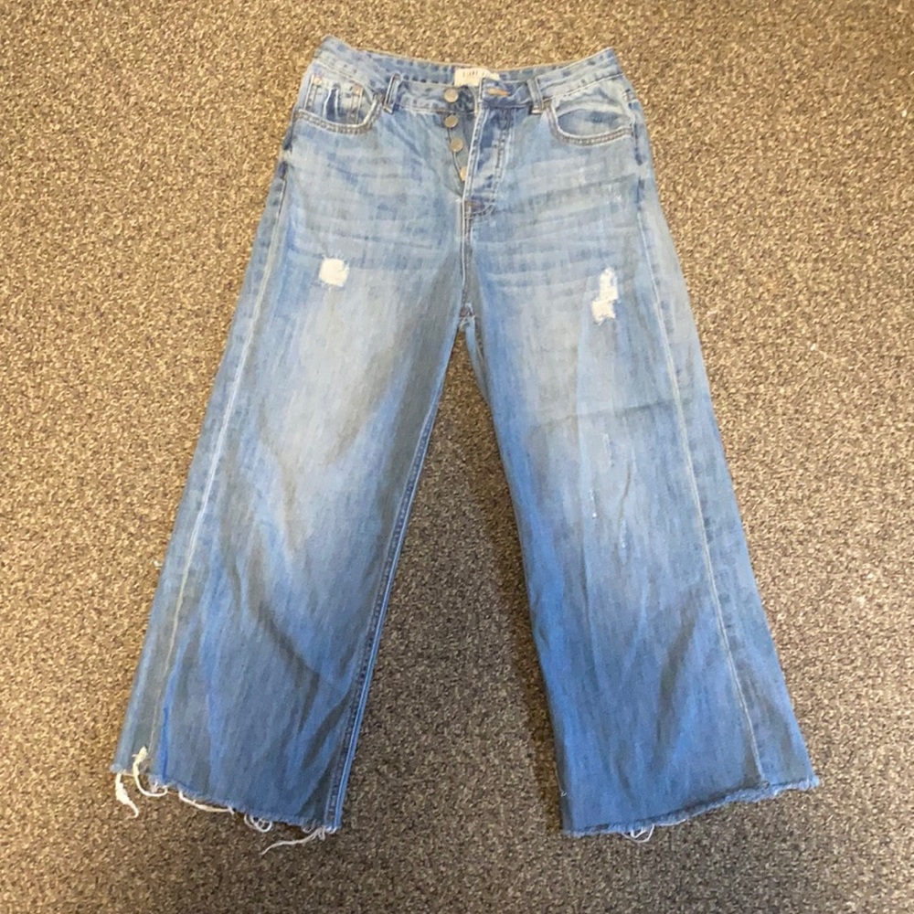 Low-rise Flare Jeans